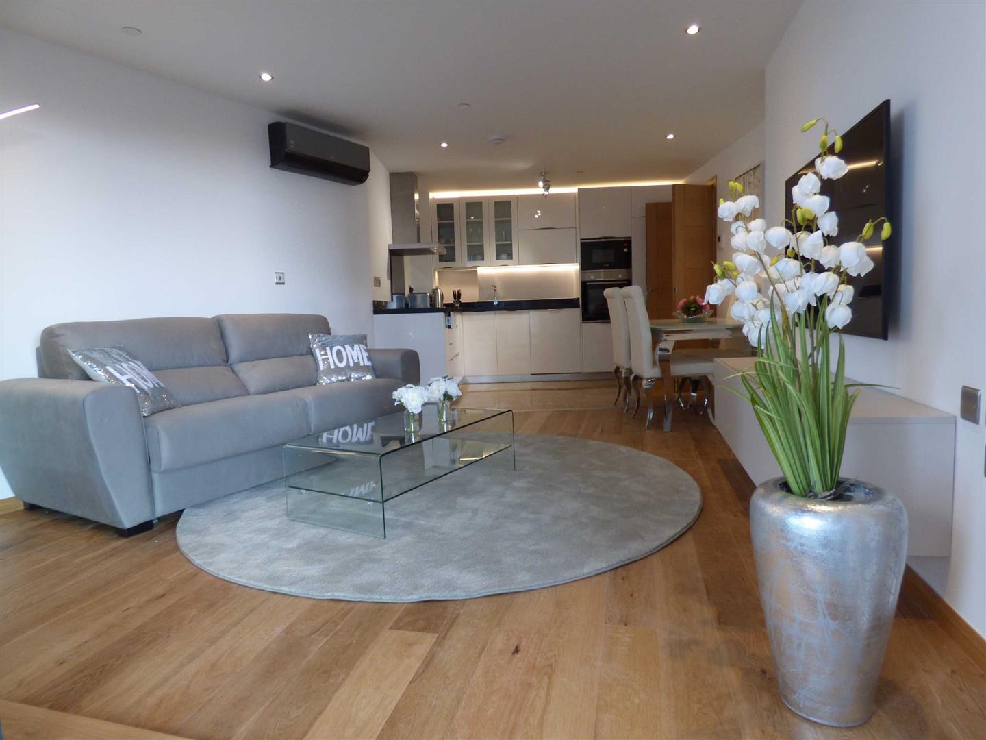 Image of Apartment - 1 Bedrooms - 1 Bathrooms for Rental in Ocean Spa Plaza-Gibraltar, Image 1